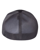 Fitted Pulse Sportmesh with R-Flex Cap